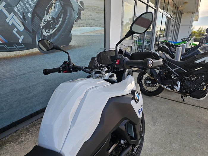 2026 BMW Motorrad F 800 GS LIGHT WHITE