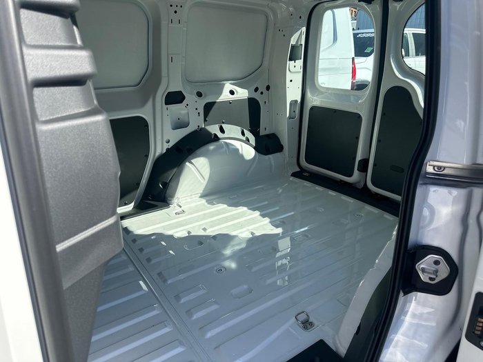 2025 Volkswagen Caddy TDI320