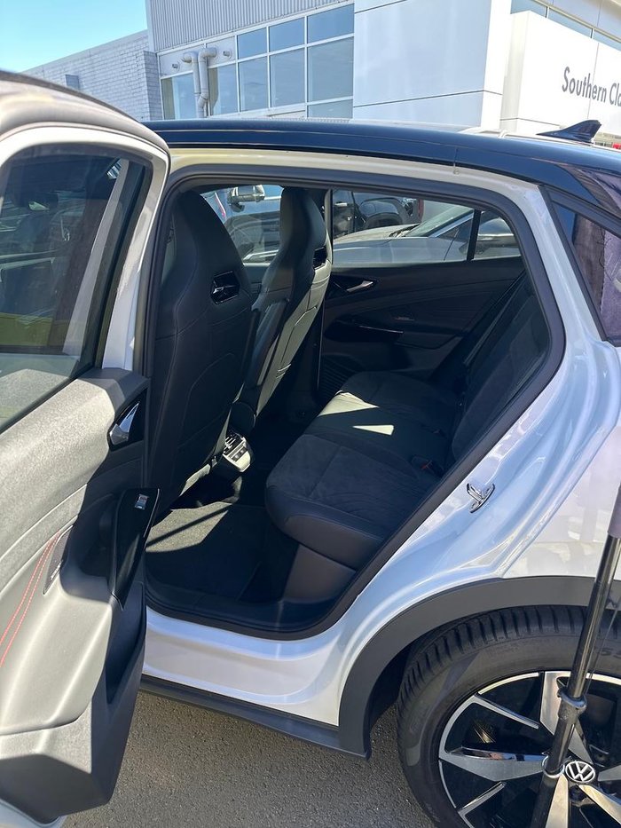 2025 Volkswagen ID.5 GTX