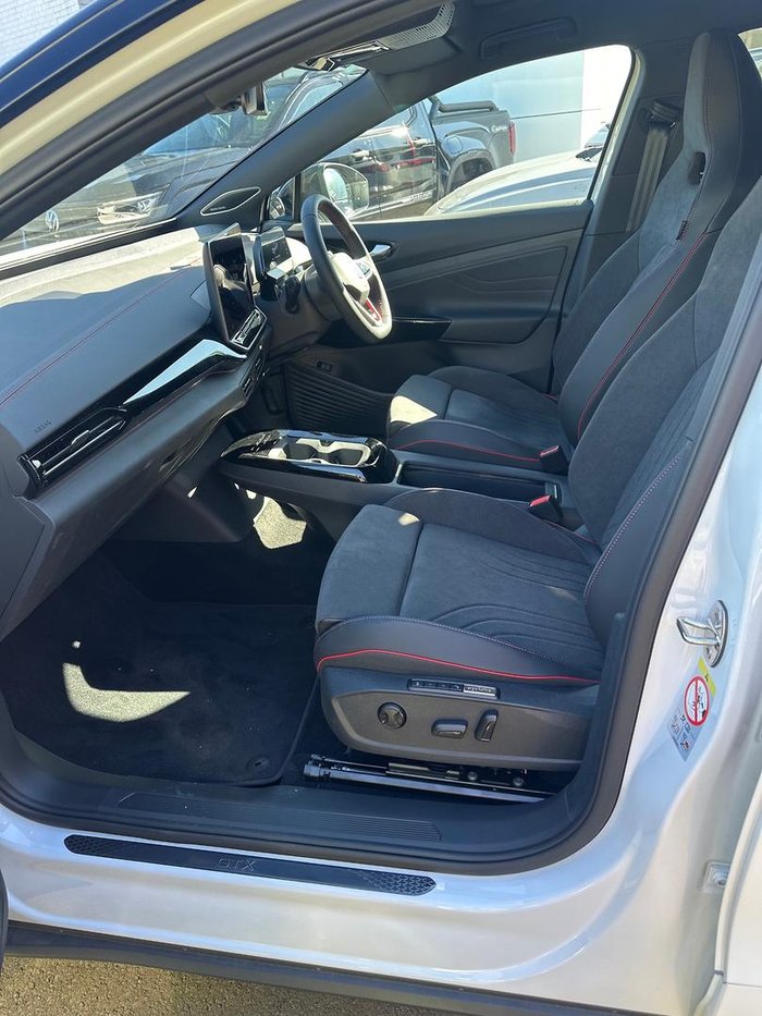 2025 Volkswagen ID.5 GTX