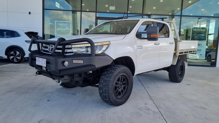2016 Toyota Hilux SR5