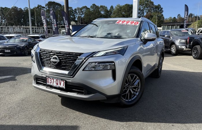 Nissan X-Trail ST