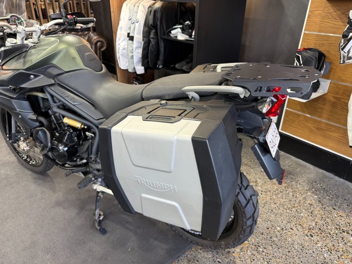 2014 Triumph TIGER 800 ABS Green