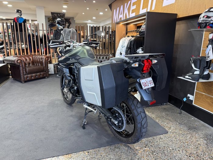 2014 Triumph TIGER 800 ABS Green