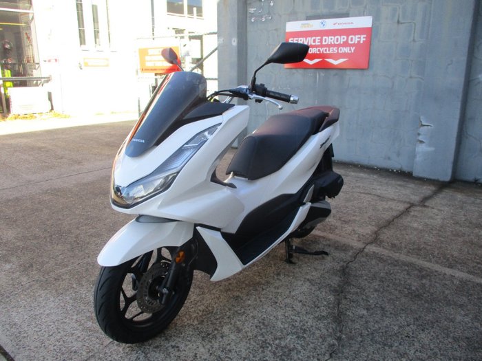 2023 Honda 2023 HONDA 125CC WW125 PCX125 WHITE