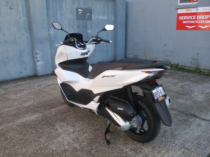 2023 Honda 2023 HONDA 125CC WW125 PCX125 WHITE
