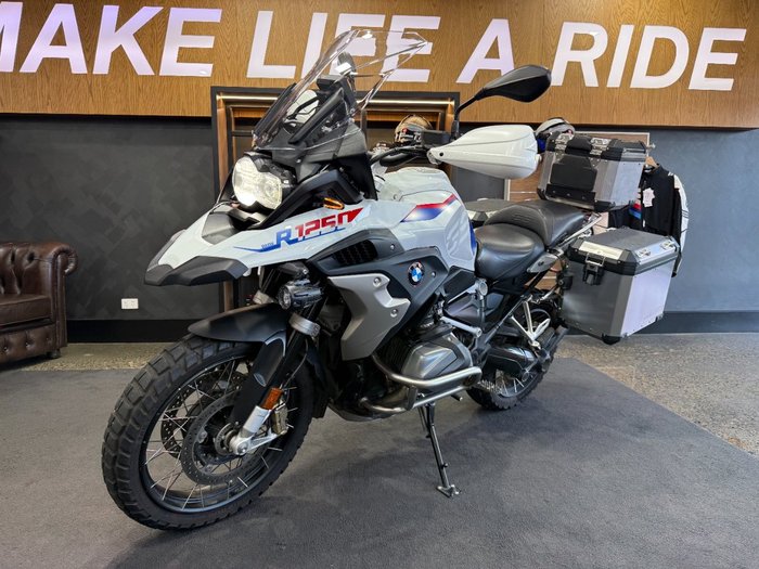 2022 BMW Motorrad R 1250 GS RALLYE WHITE/RED/BLUE