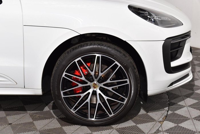 2022 Porsche Macan S