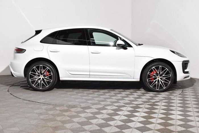 2022 Porsche Macan S
