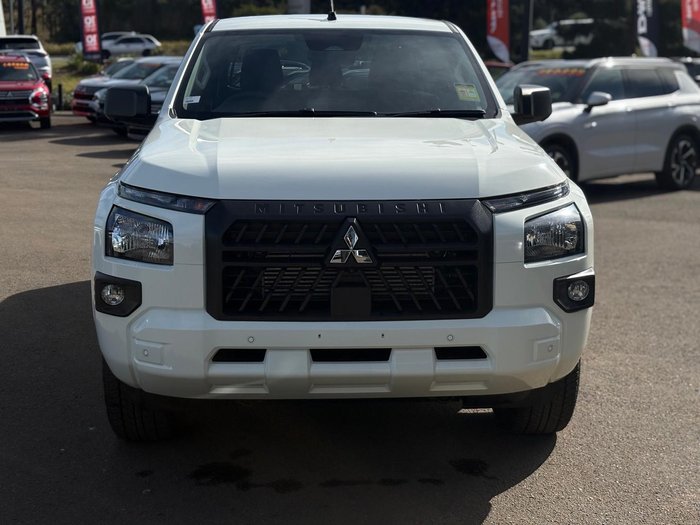 2026 Mitsubishi Triton GLX-R