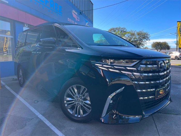 2026 Toyota Alphard Hybrid Z