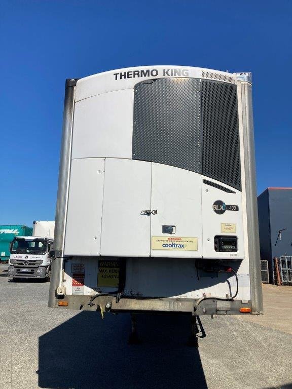 2011 Maxi Trans 22P Freezer Van