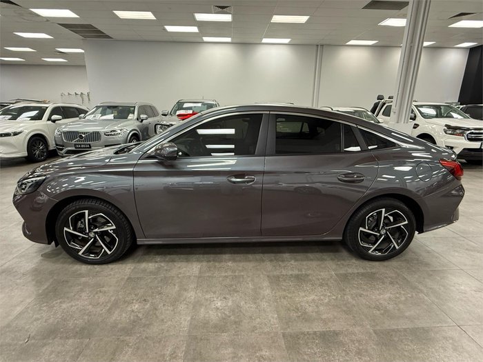 2023 MG MG5 Essence