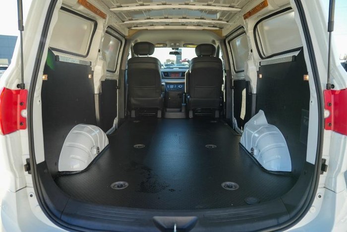 2023 LDV G10 +