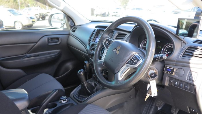 2019 Mitsubishi Triton GLX