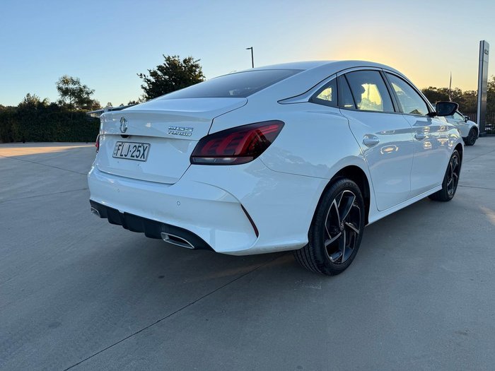 2024 MG MG5 Essence