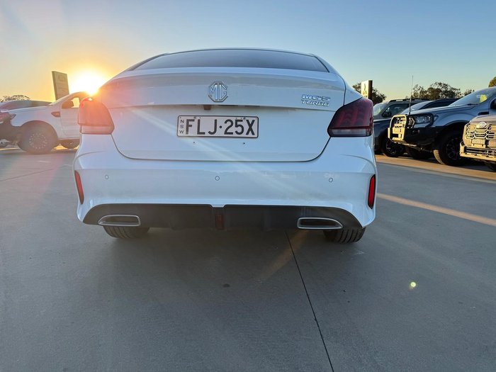 2024 MG MG5 Essence