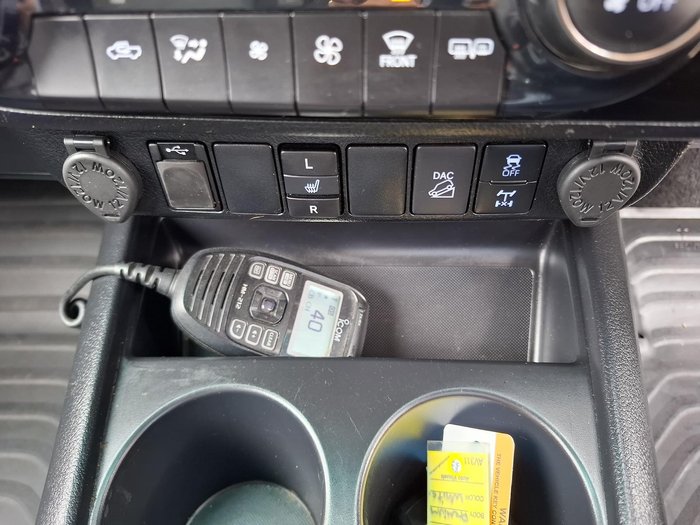 2021 Toyota Hilux SR5