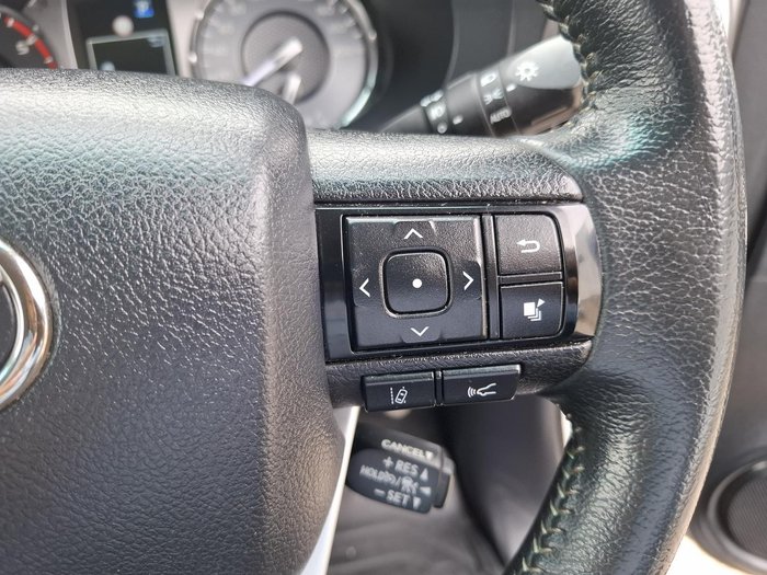 2021 Toyota Hilux SR5
