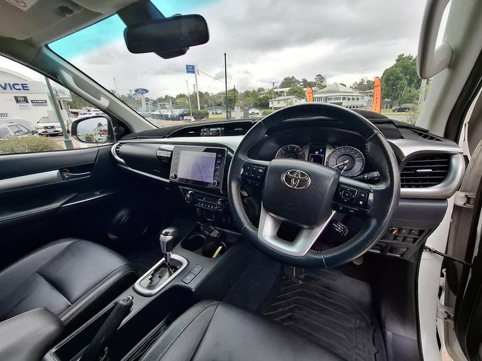 2021 Toyota Hilux SR5