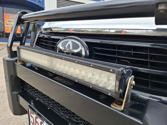 2021 Toyota Hilux SR5