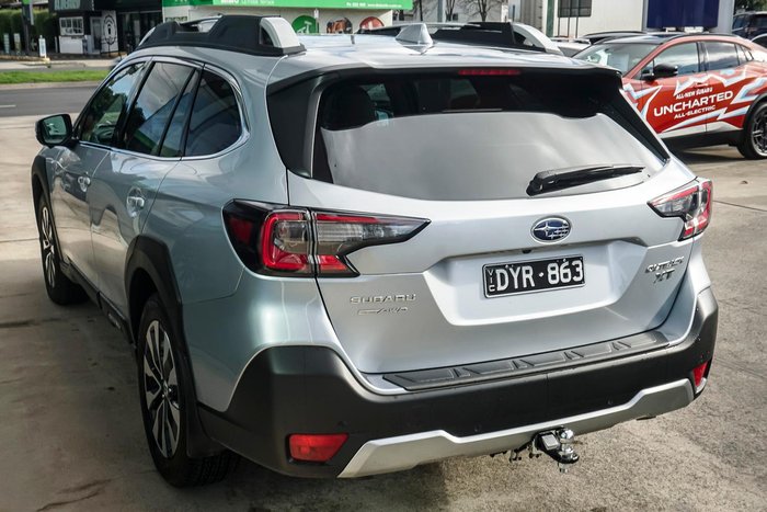2025 Subaru Outback AWD Touring XT
