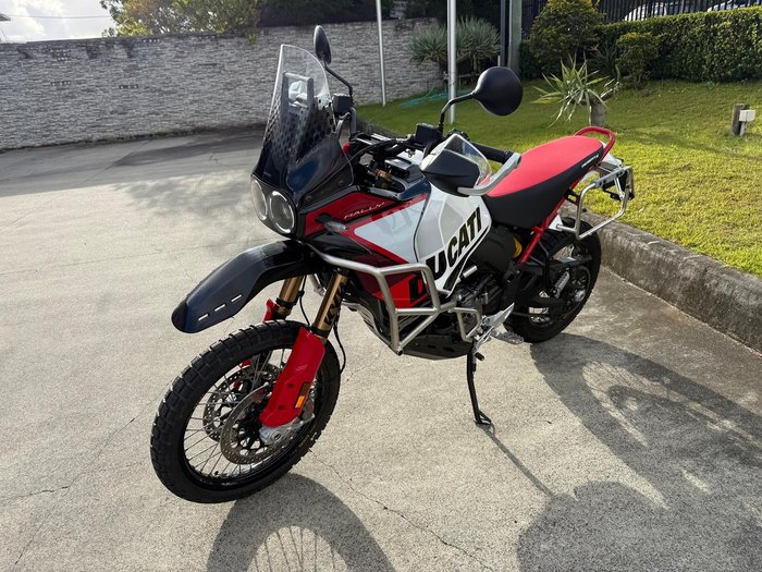 2025 Ducati Desert X Rally