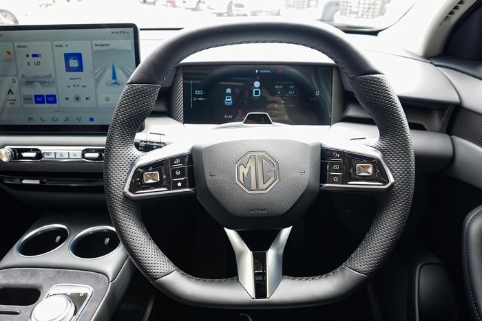 2026 MG MGS5 EV Essence 62