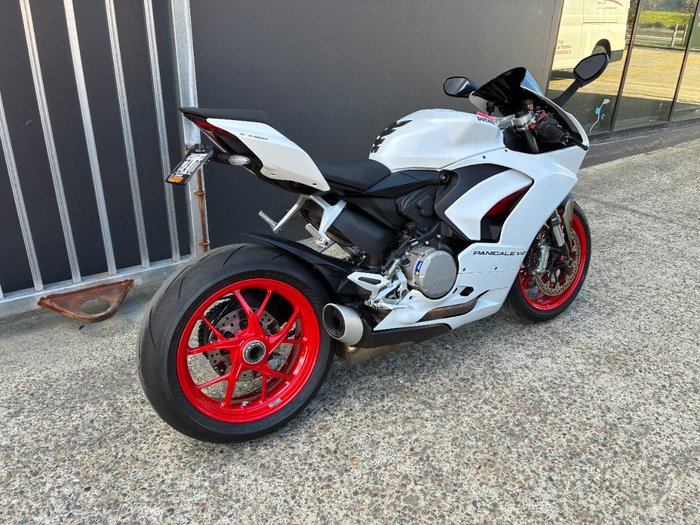 2022 Ducati PANIGALE V2 WHITE
