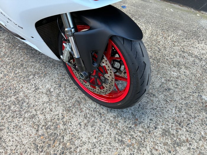 2022 Ducati PANIGALE V2 WHITE