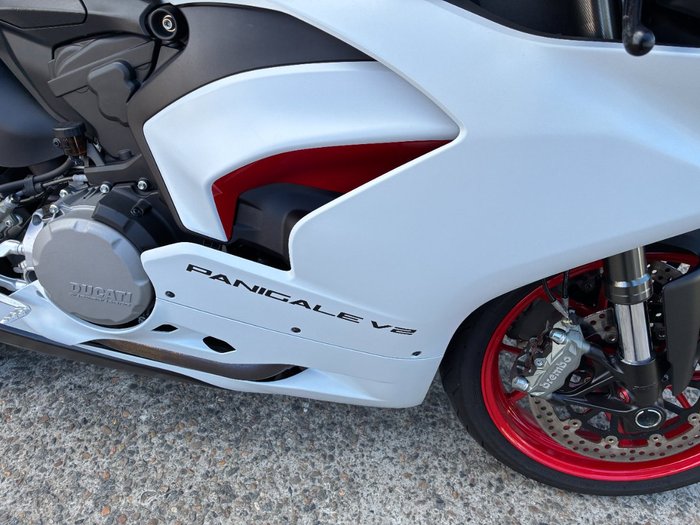 2022 Ducati PANIGALE V2 WHITE