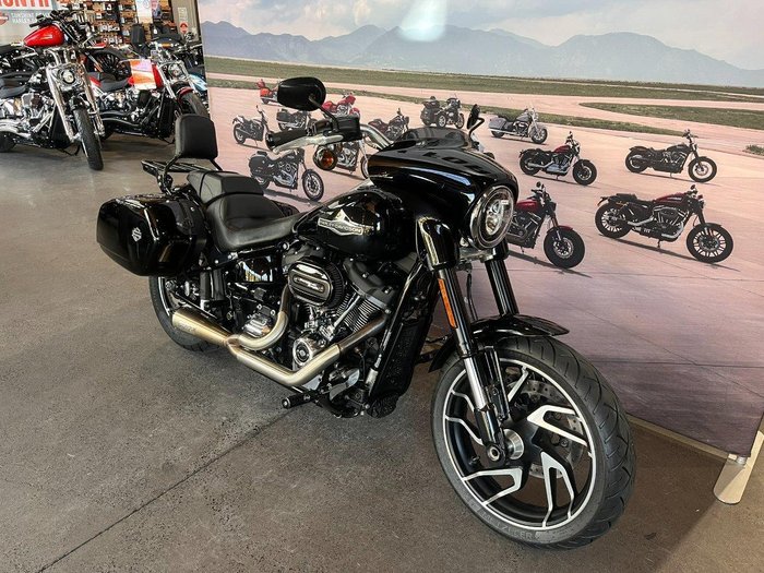 2019 Harley-Davidson Sport Glide 107 (FLSB)
