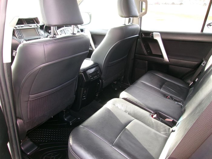 2017 Toyota Landcruiser Prado Altitude