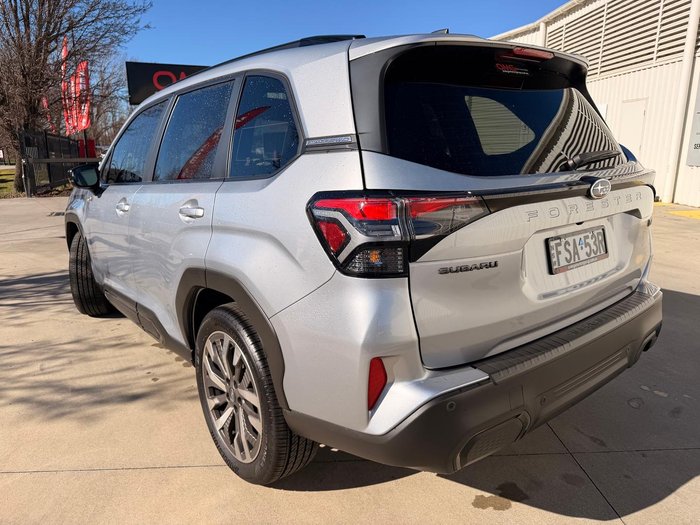 2025 Subaru Forester Touring