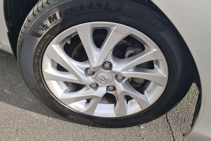 2016 Toyota Corolla Ascent Sport