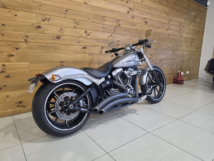 2015 Harley-Davidson Breakout 103 (FXSB)