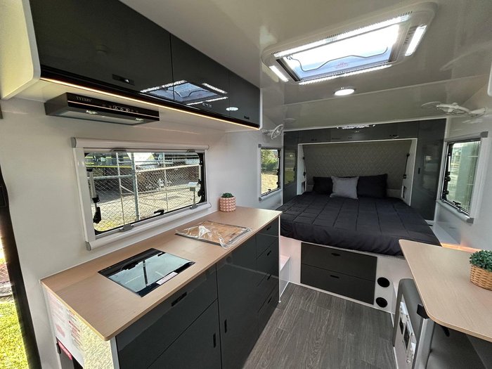 2026 Union RV 18Ht