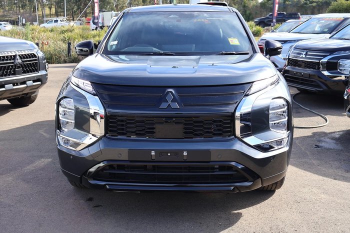 2026 Mitsubishi Outlander Black Edition