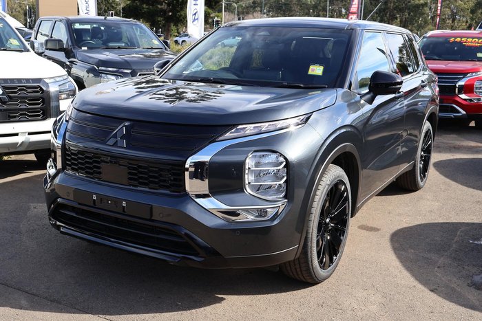2026 Mitsubishi Outlander Black Edition