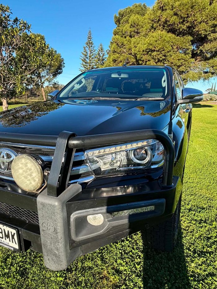 2016 Toyota Hilux SR5