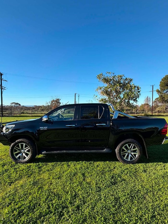 2016 Toyota Hilux SR5