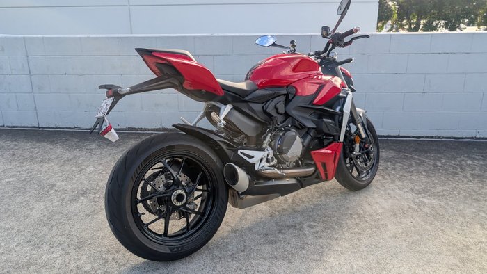 2023 DUCATI STREETFIGHTER V2 Red