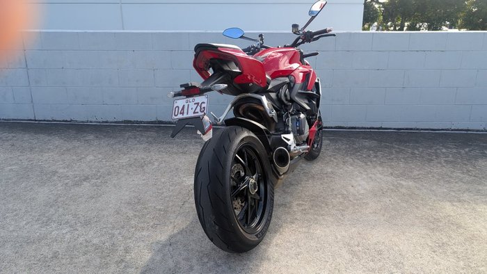 2023 DUCATI STREETFIGHTER V2 Red