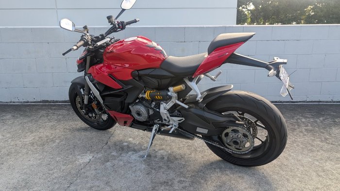 2023 DUCATI STREETFIGHTER V2 Red