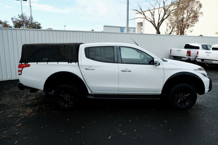 2017 Mitsubishi Triton