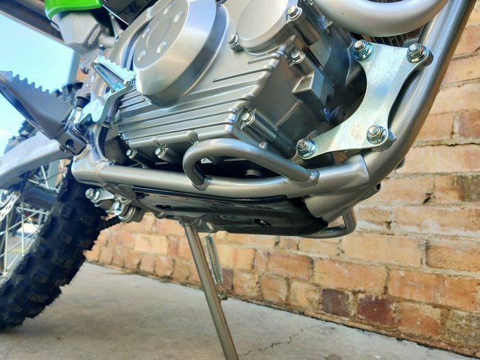 2027 KAWASAKI KLX140R MINI BIKE GREEN