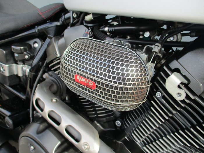 2019 Yamaha STAR BOLT R-SPEC SILVER