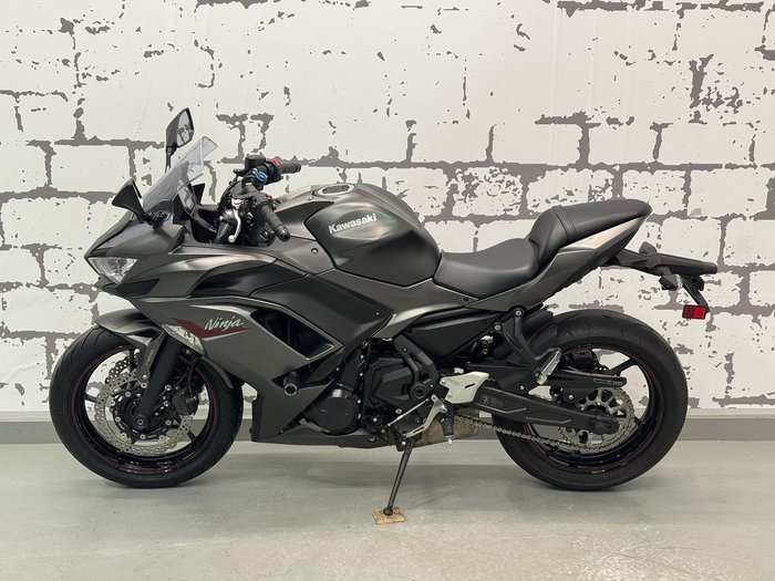 2022 Kawasaki Ninja 650 ABS Ninja Grey