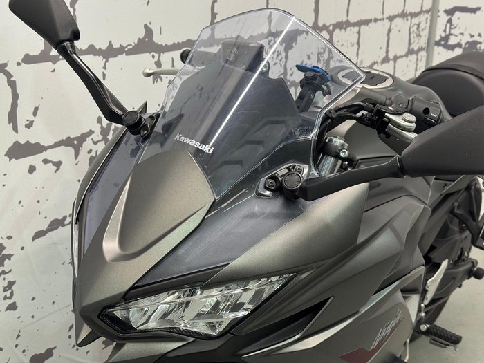 2022 Kawasaki Ninja 650 ABS Ninja Grey