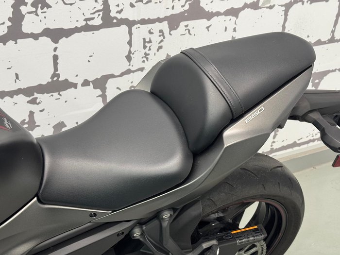 2022 Kawasaki Ninja 650 ABS Ninja Grey